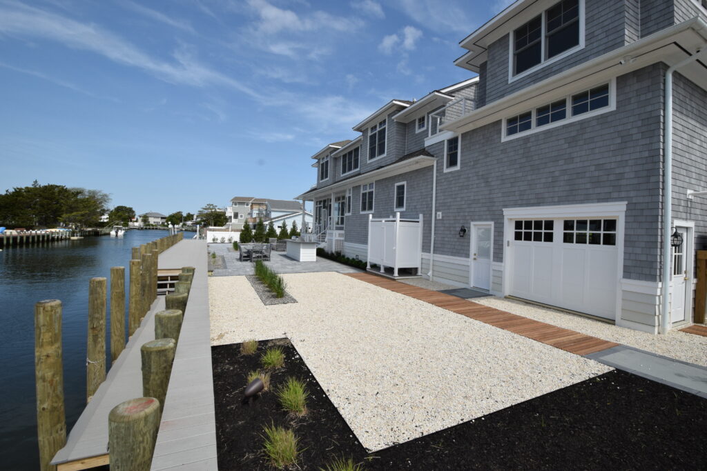 Holly Drive (115)